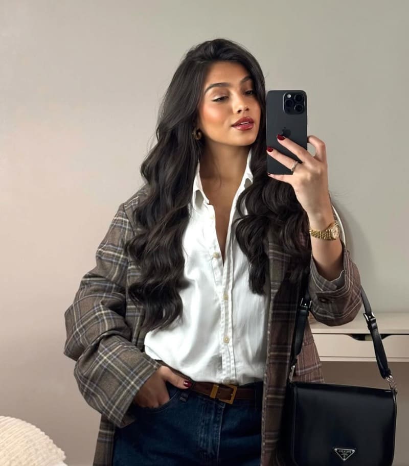 Sexy dame in winter outfit