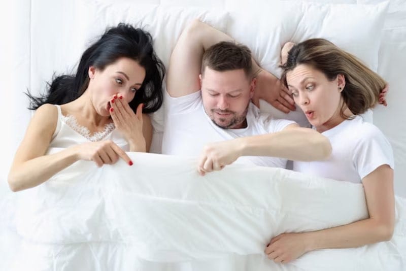 Man heeft trio met vrouwen 