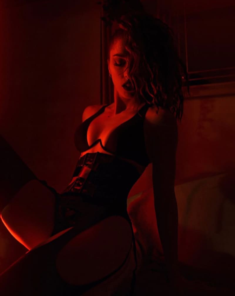 Cristina in sexy lingerie