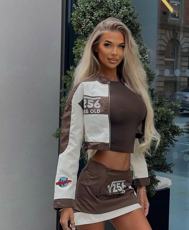 Sylvija showt perfecte figuurtje in hete fashion
