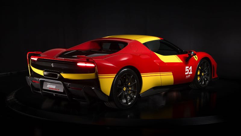 De Ferrari 296 Speciale Piloti achterkant