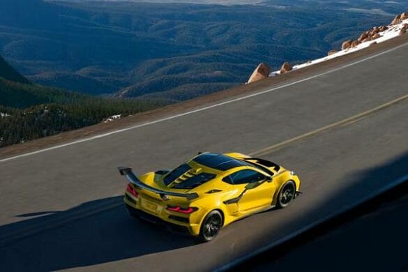 Chevrolet Corvette gelb