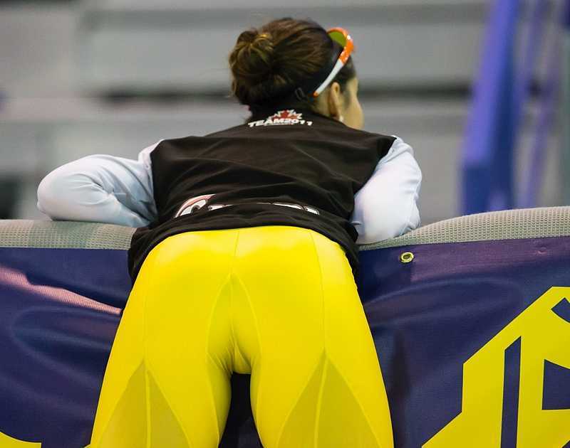 Alexandra Ianculescu zeigt ihren knackigen Sportler-Po