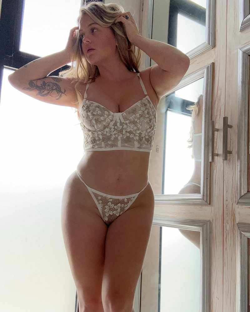 Tiffany Wisconsin trägt heiße Dessous