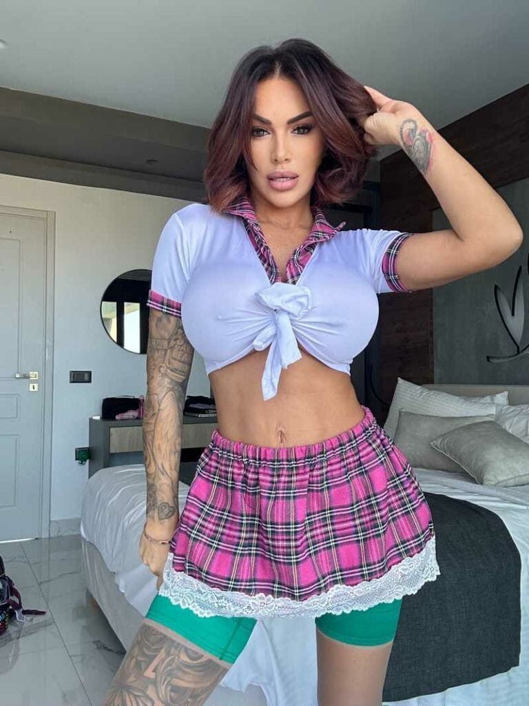 Gemma Massey-Taylor im Lolita-Look