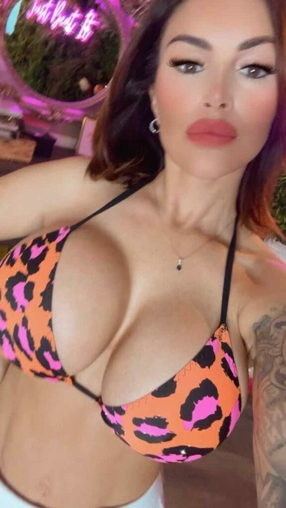 Gemma Massey-Taylor präsentiert ihr dicken Dinger