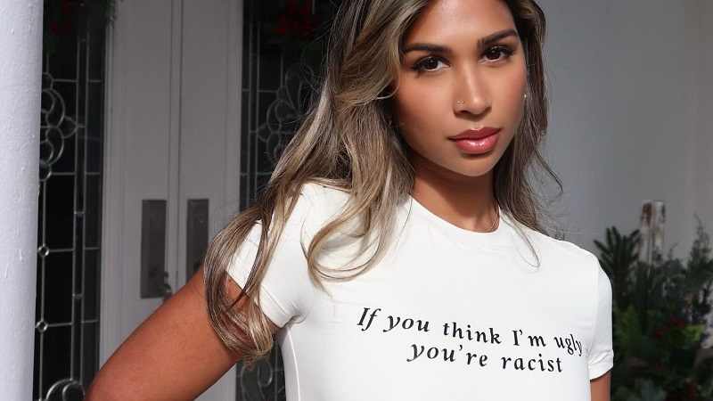 Alyssa Armoogam sex im weißen engen Top