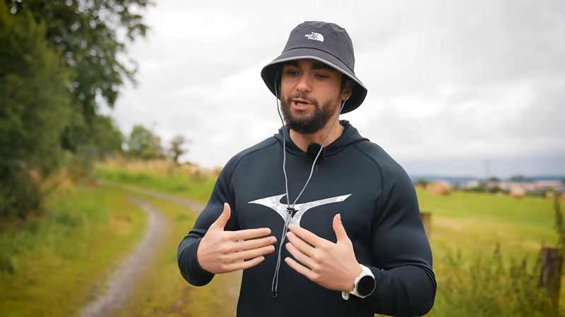 Arda Saatci Vollkörper-Training ein Tag