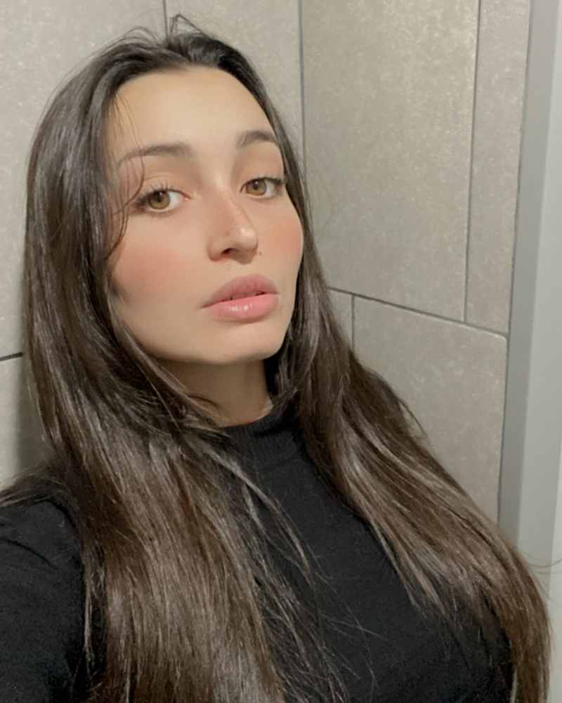 Maria Luna mit wunderschönem Gesicht