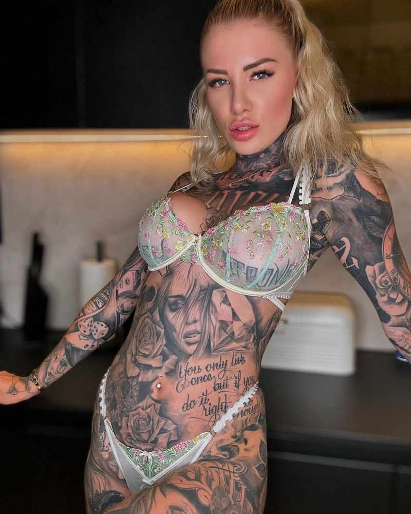 Vanessa Liberte sehr sexy und willig
