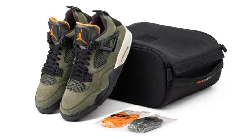 Nike Air Jordan 4 Retro Undefeated 2005