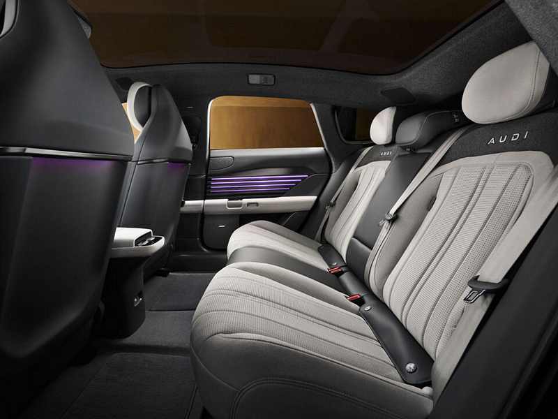 AUDI E5 Sportback hinten