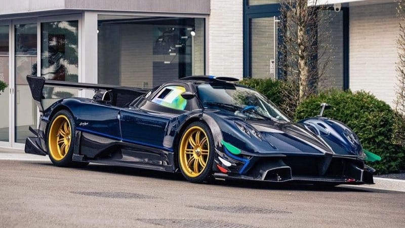 Pagani Revolucion