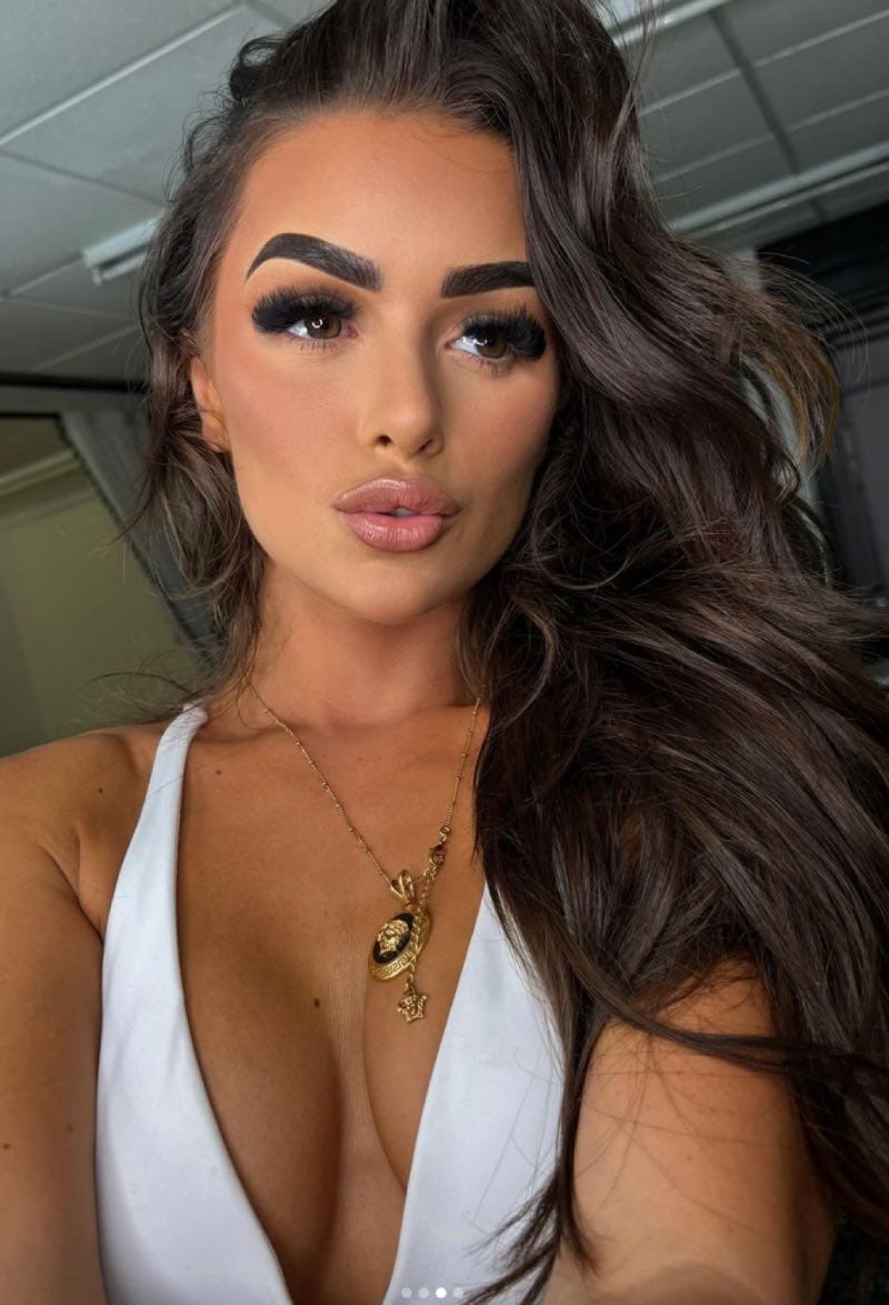 Brooke in sexy outfit