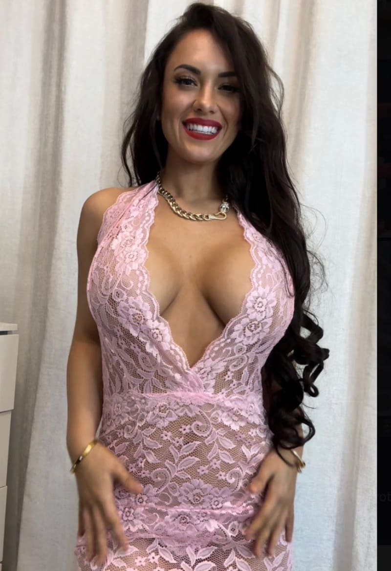 Amber in sexy pink dress