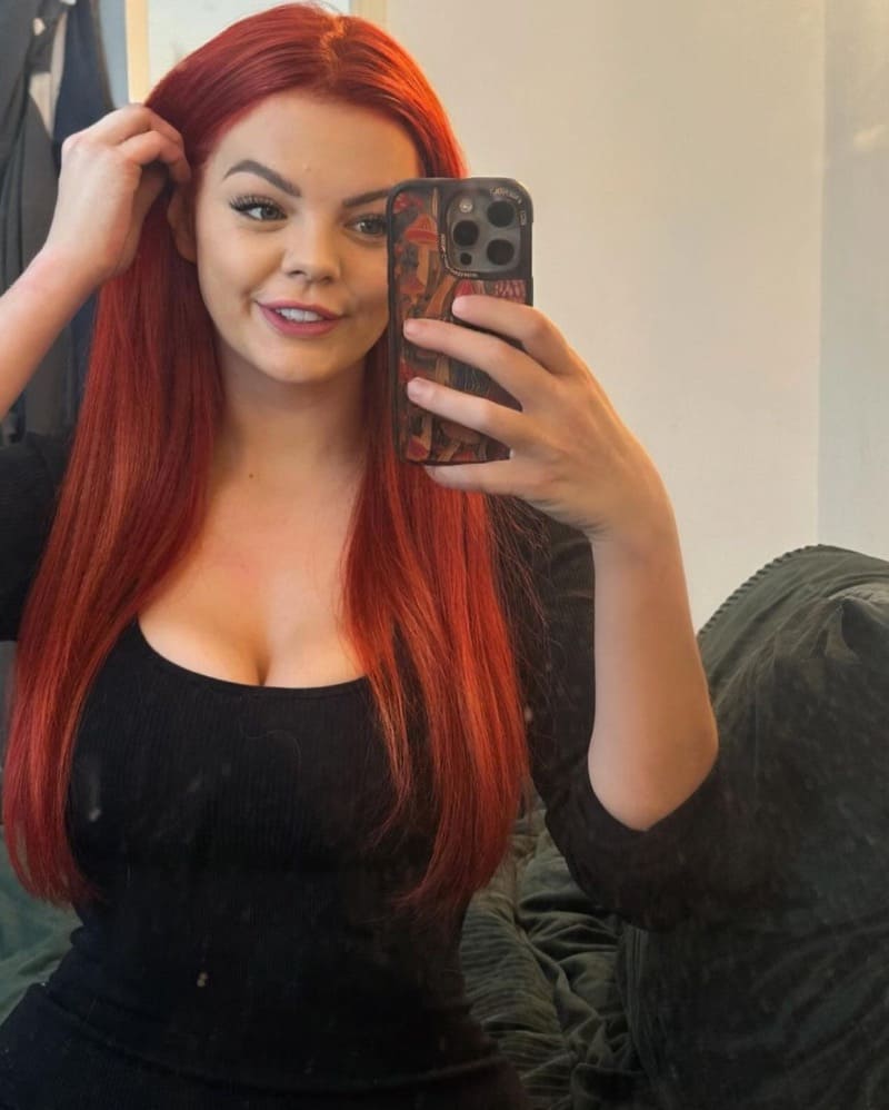 Babe in black tight top