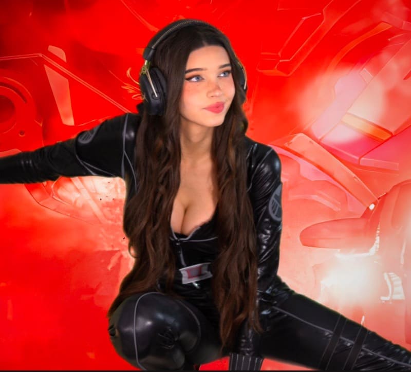 Lydia in cosplay