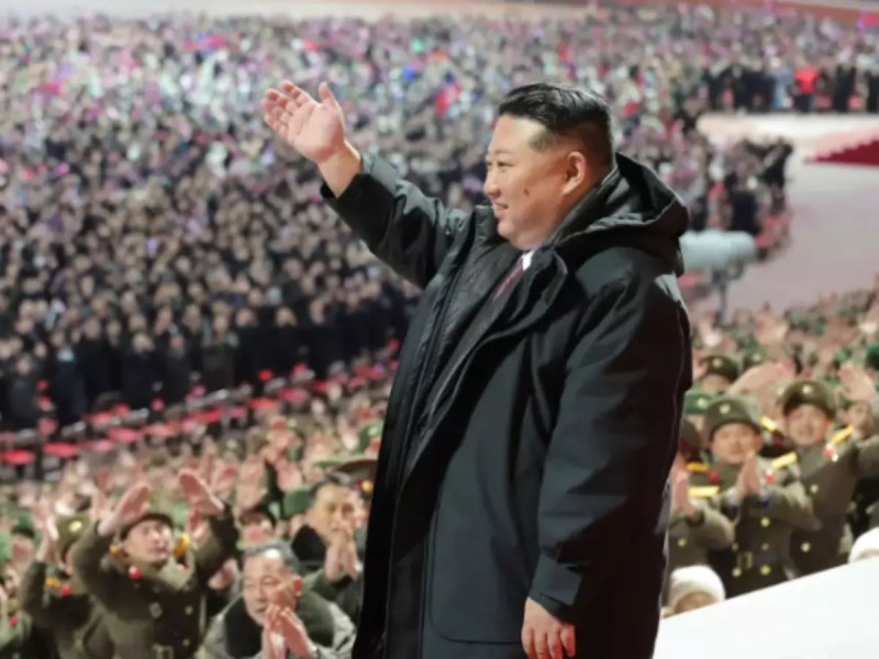 Kim Jong-un in jacket 