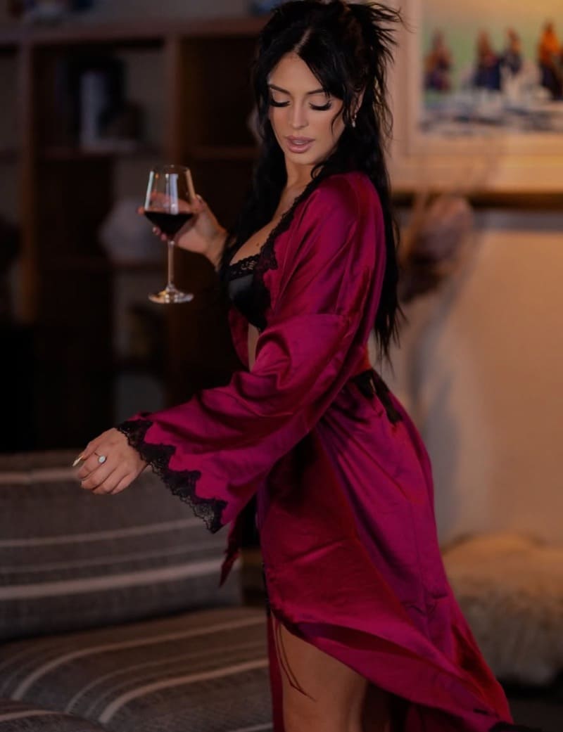 Babe in red robe