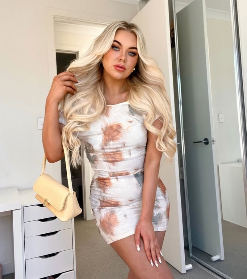 Kelly in dess