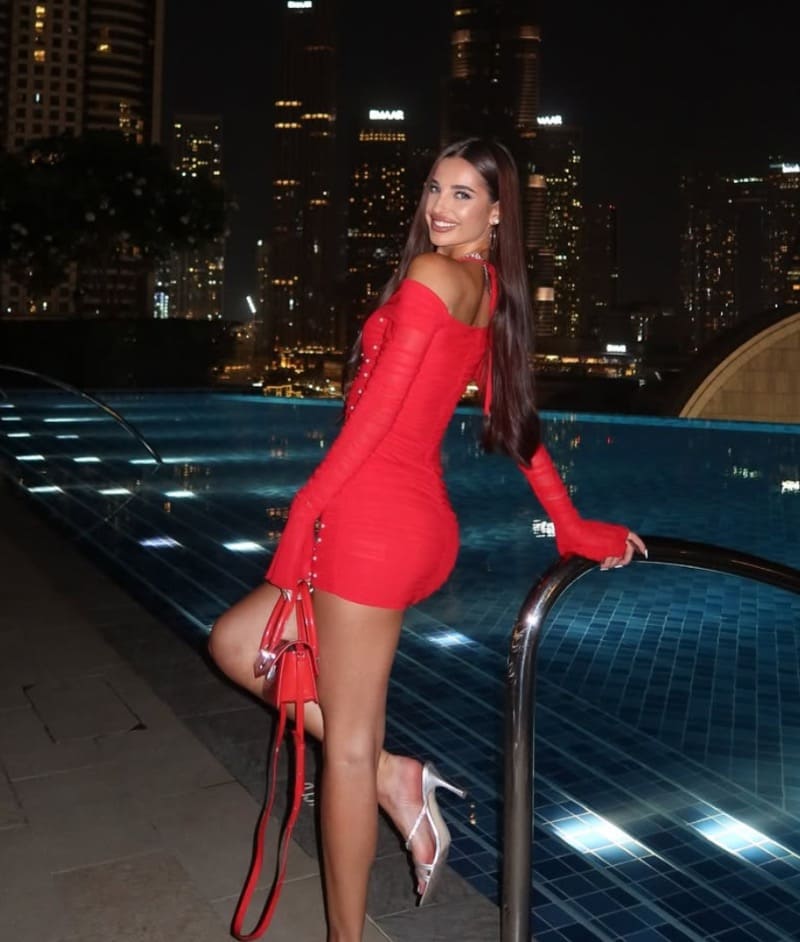 Babe in red dress
