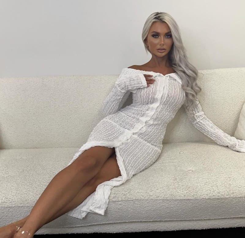 Babe in white
