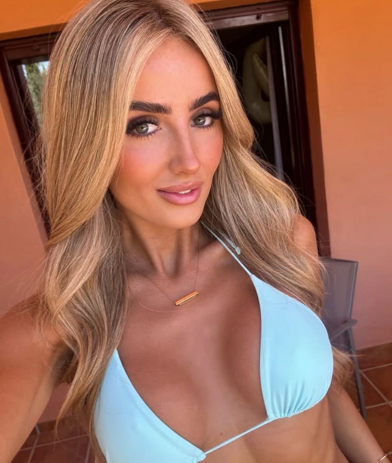 Hollie-Ann in blue bikini