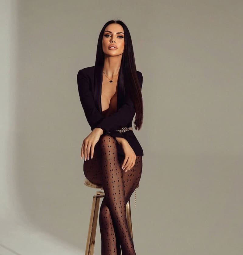 Aleksandra on chair