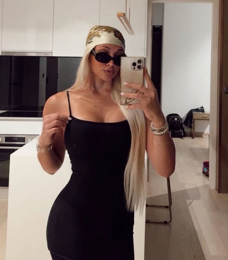 Lauren in tight dress