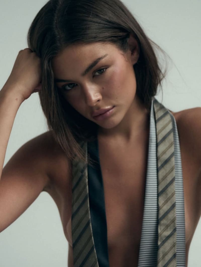 Hot babe nude with ties around neck