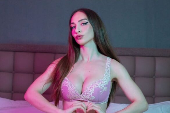 Samantha in lingerie ft