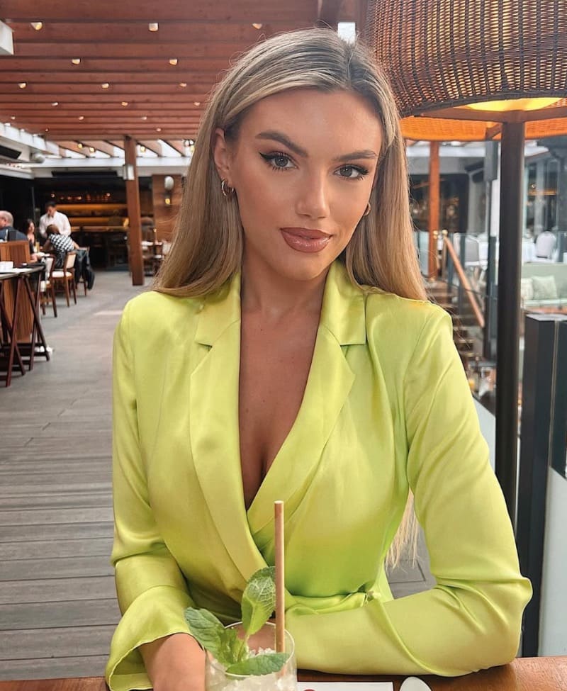 Sexy model in green outfit