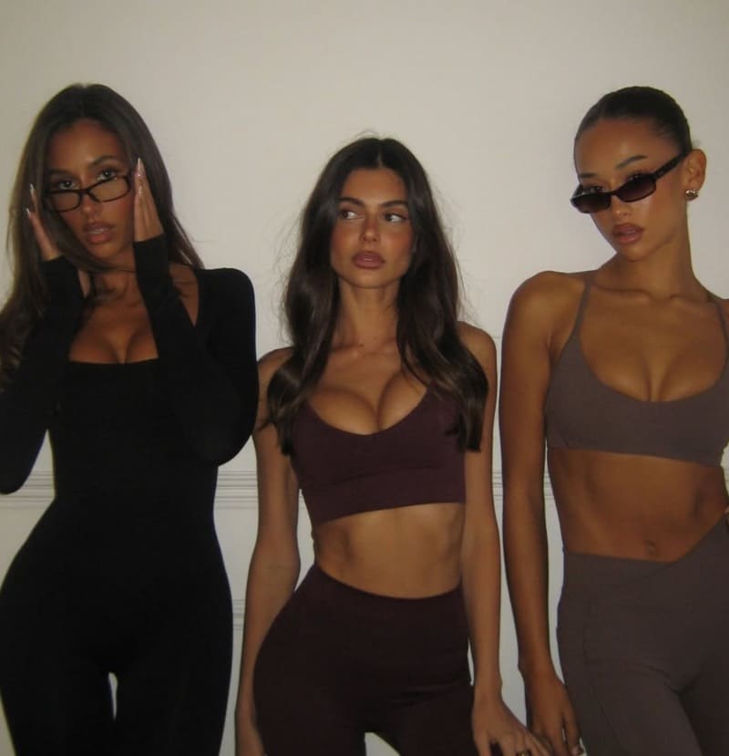 Sexy models in sport outfits