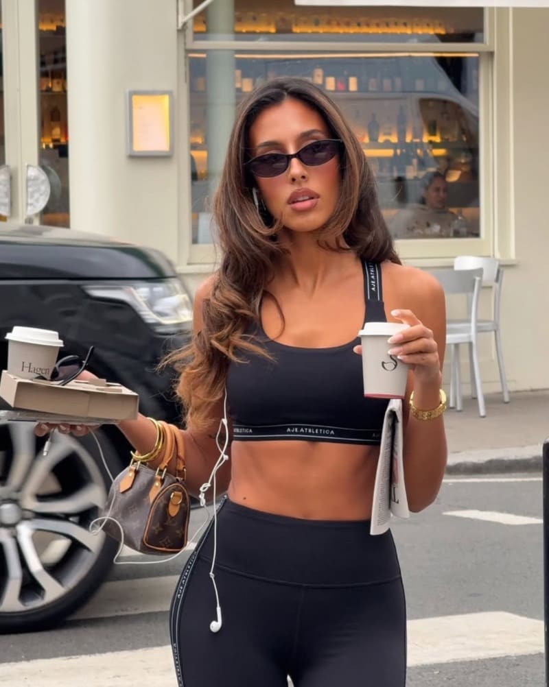 Amelia in tight black outfit 