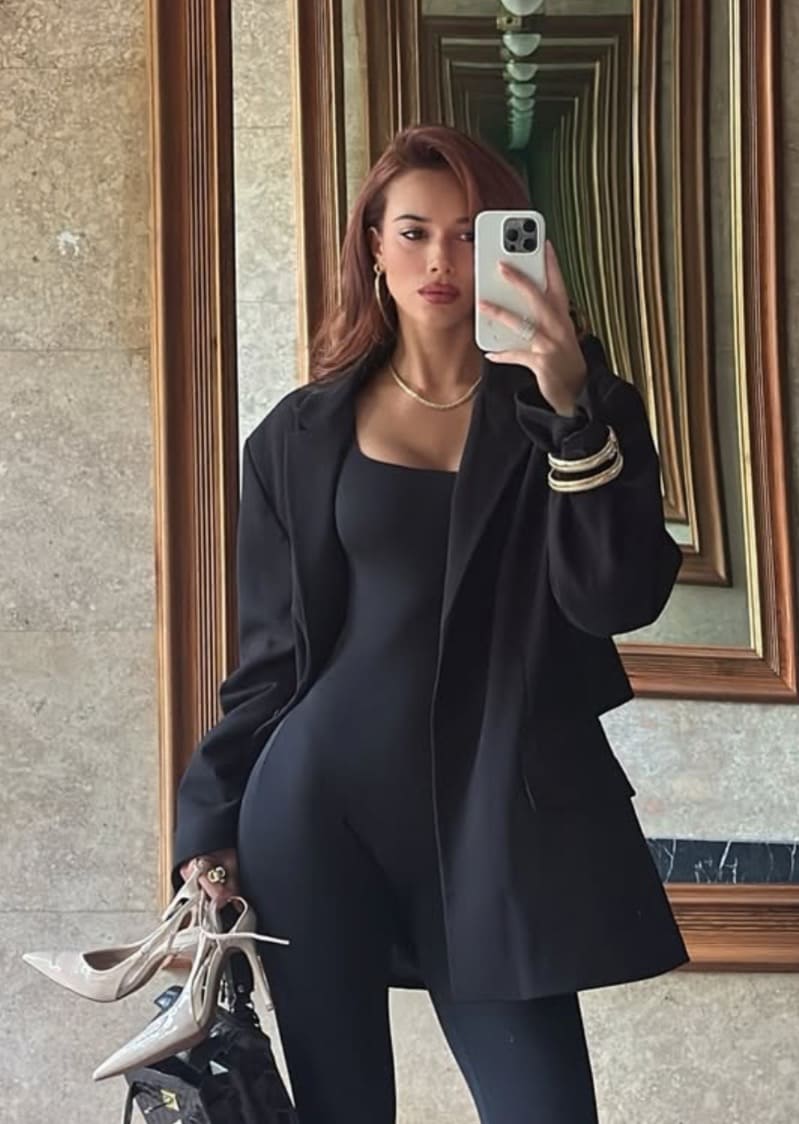 Babe in tight black outfit