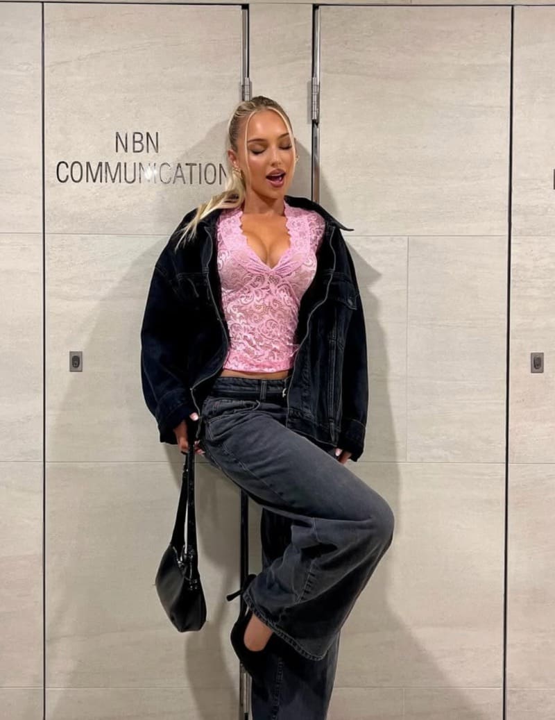 Charlotte in pink shirt