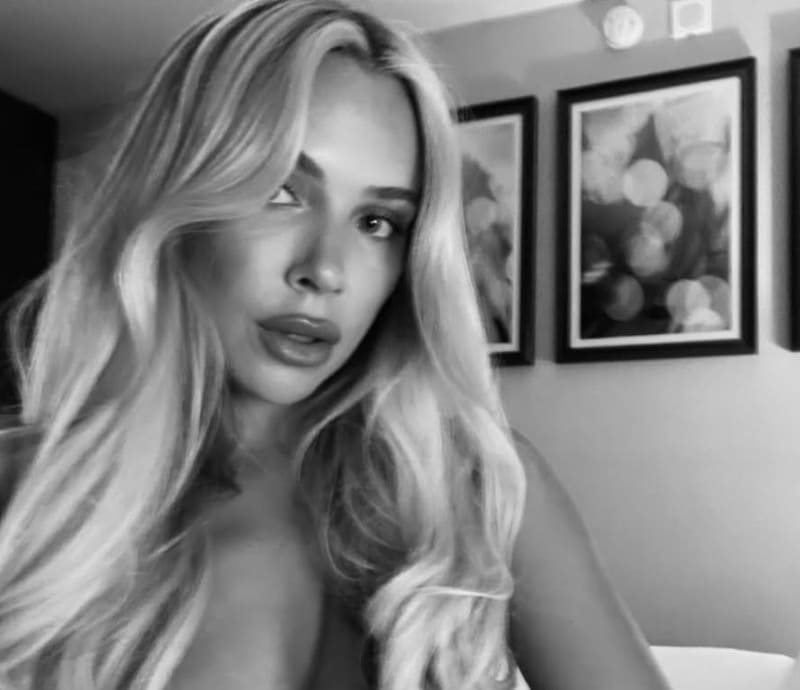 Emma black and white