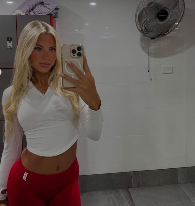 Sexy babe in white top