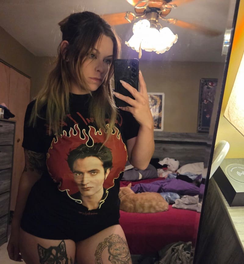 Babe in sexy outfit in room