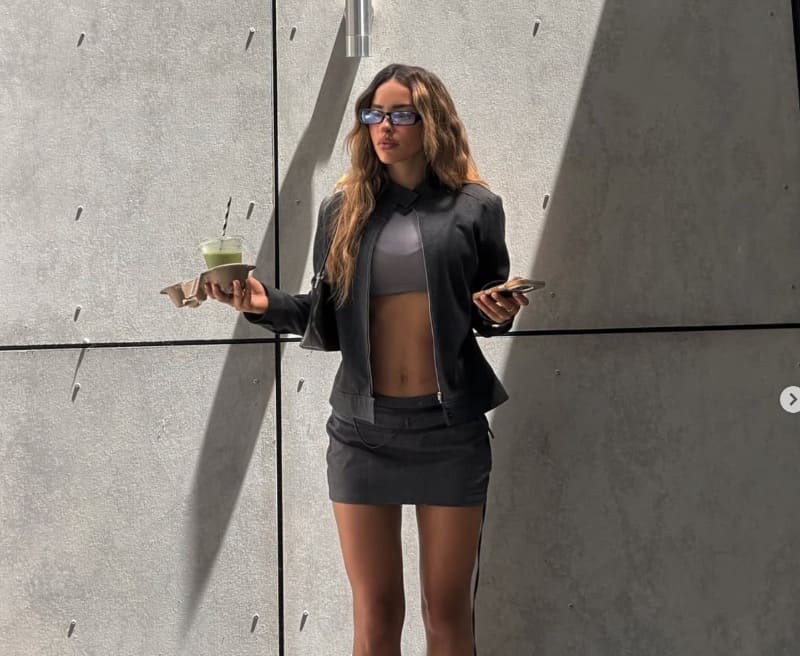 Babe in classy outfit