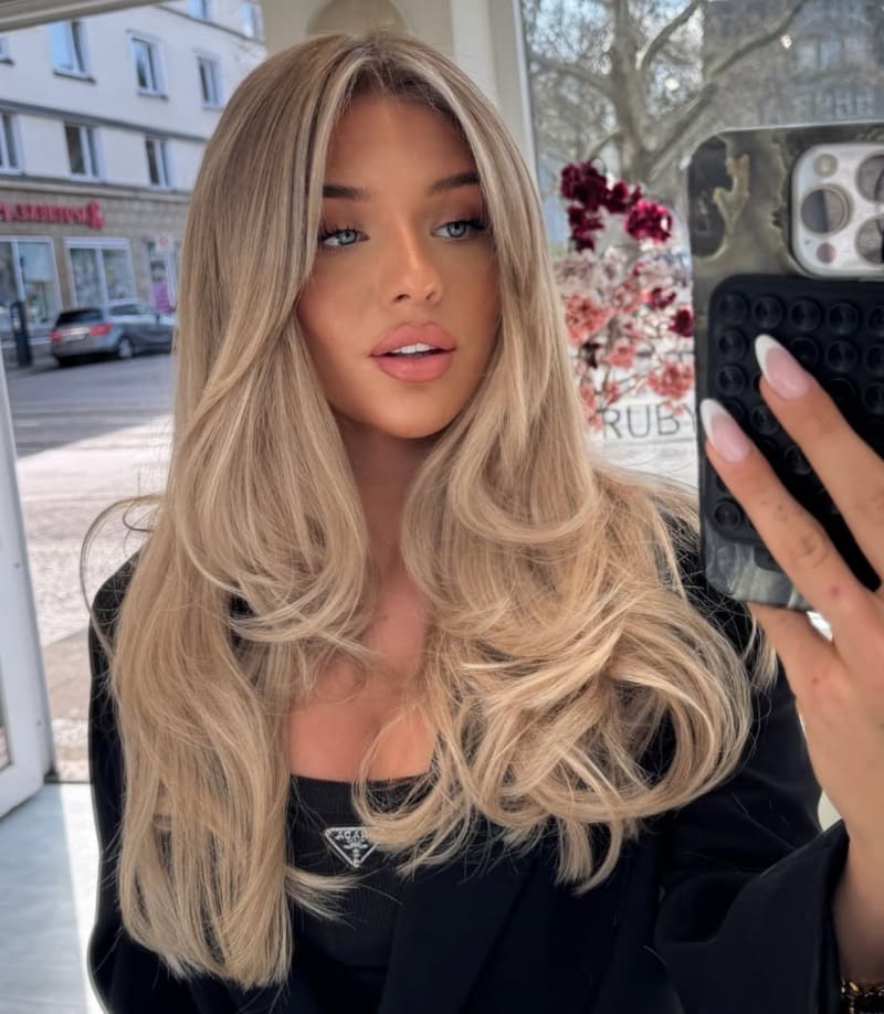 Babe with nice long hair