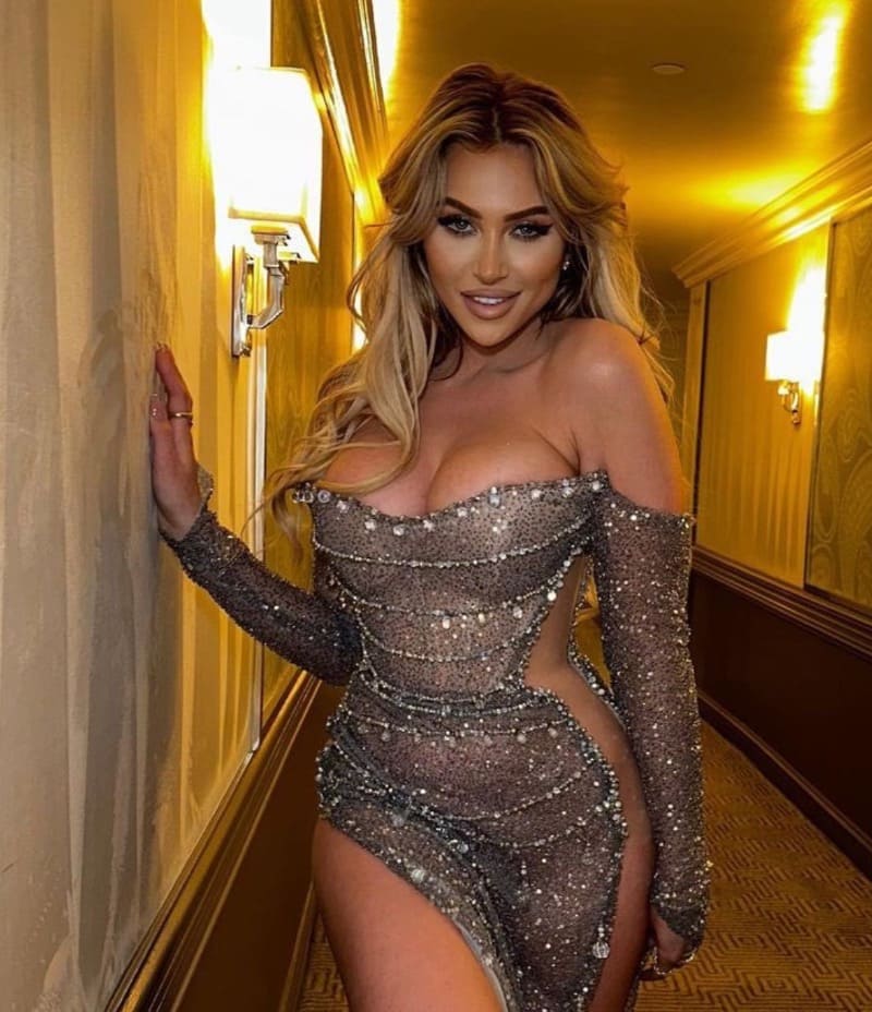 Sexy model with big tits