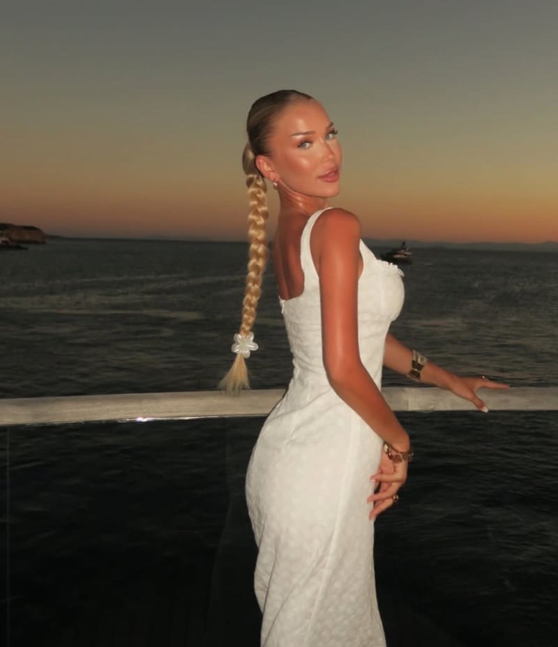 Lisa in tight white dress