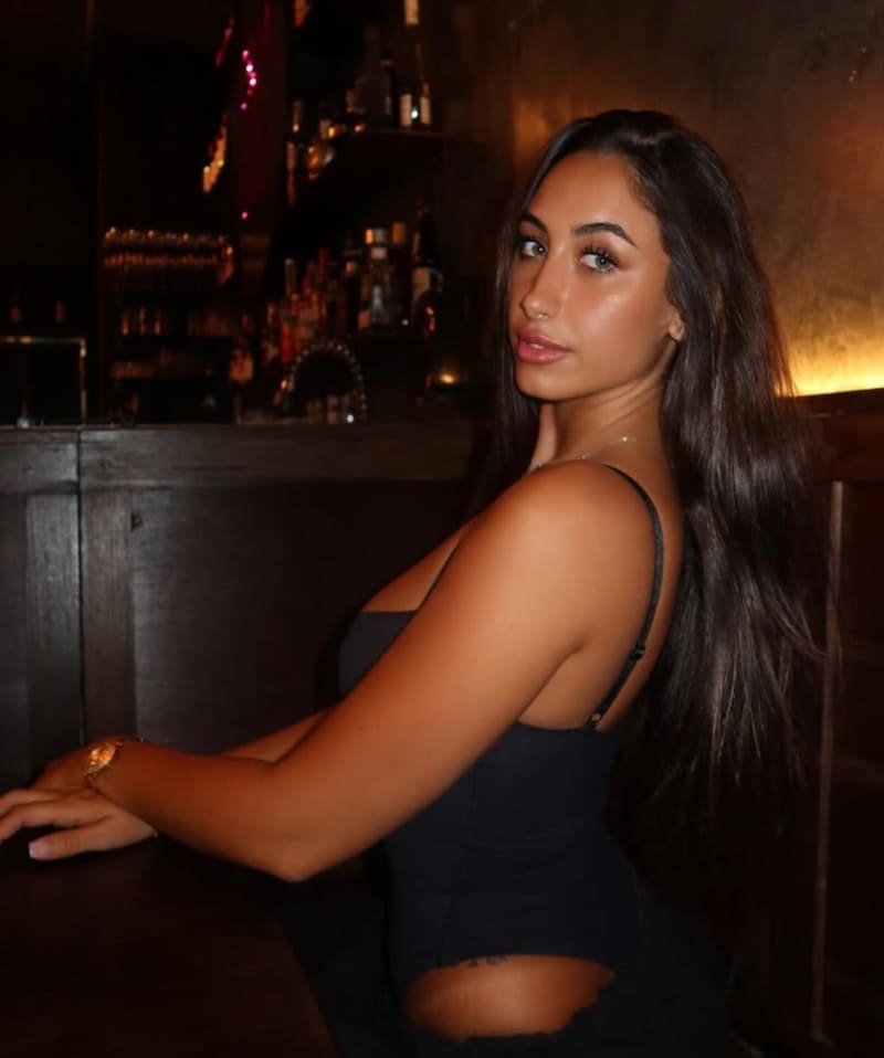 Hot model in tight top