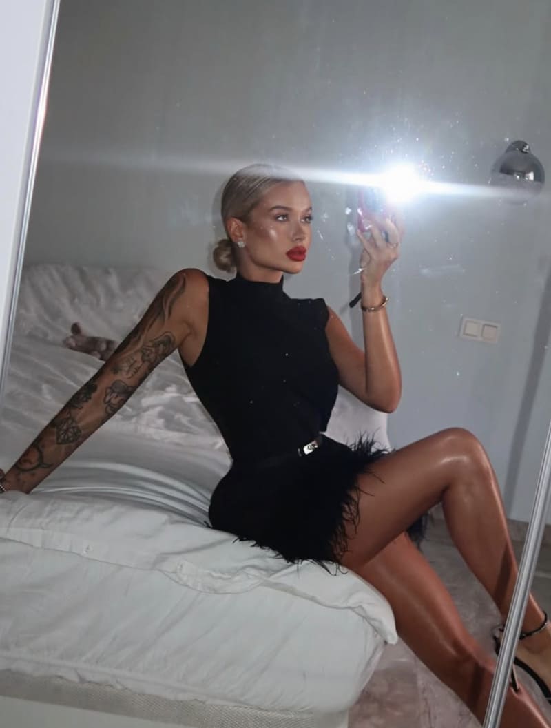 Anna in sexy black dress