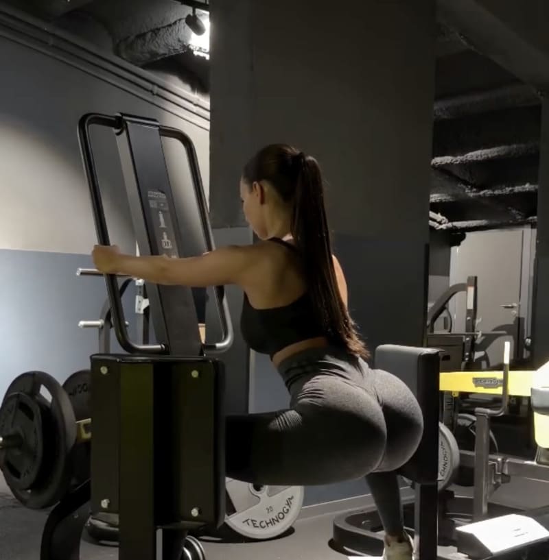 Julia showing off ass in tight sport pants