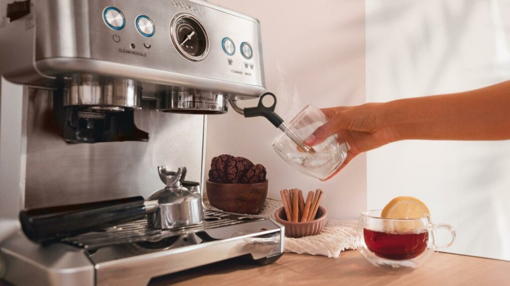 Cafetera Cecotec Barista Maestro.
