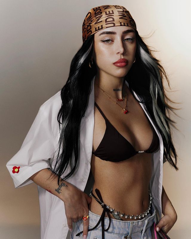 Tetas de Nicki Nicole.