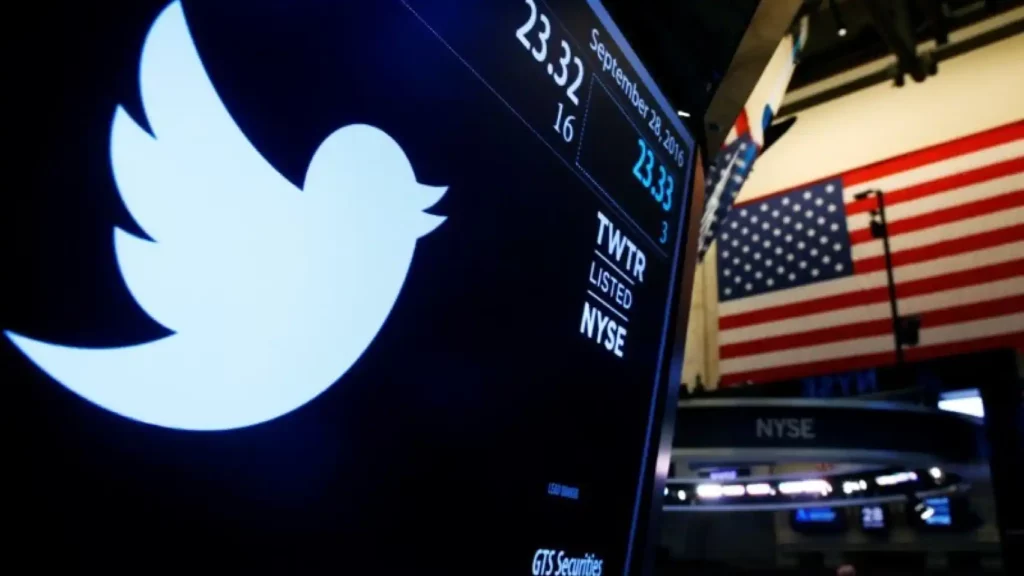X Twitter vale cada vez menos