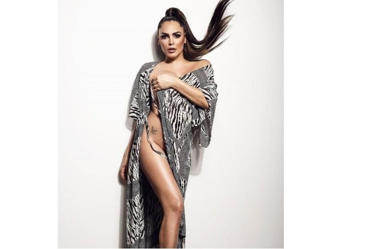 Amor Romeira sexy